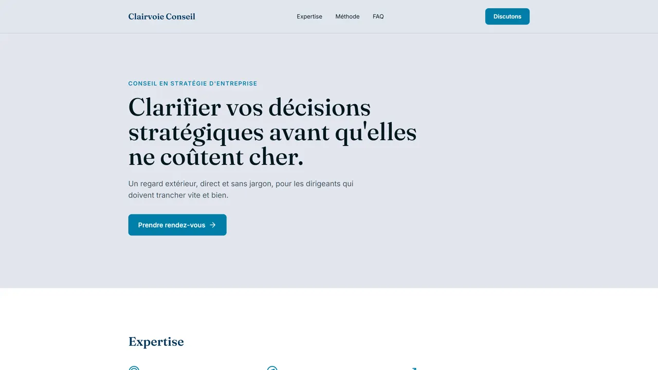 Section d'accroche de la démo Clairvoie Conseil, titre en serif éditoriale et CTA de prise de rendez-vous